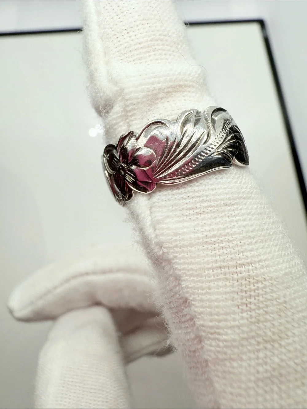 Hawaiian Maile Leaf Sterling Silver Eternity Band Ring!
